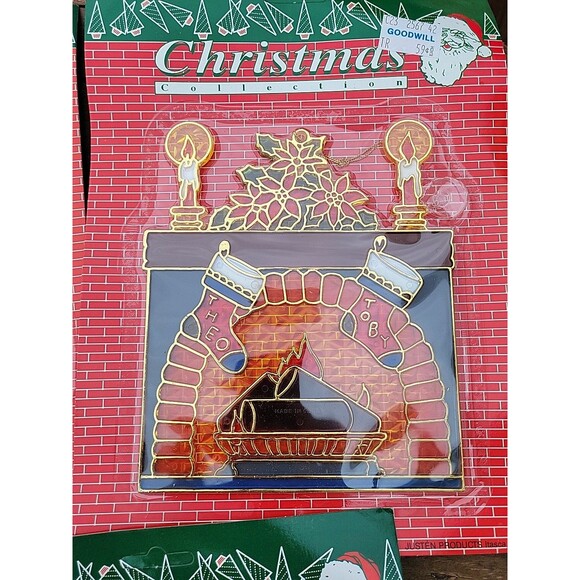 Vintage Santa Wreath Plastic Stained Glass Christmas Decoration Sun Catcher NIB - Picture 6 of 7